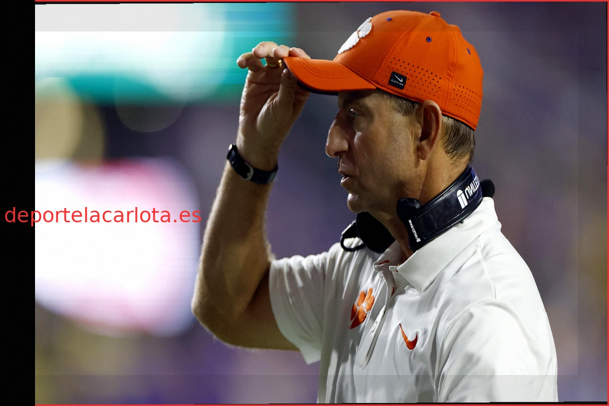 La Dura Reacción de Dabo Swinney a un Reportero Tras la Contundente Derrota de Clemson ante LSU
